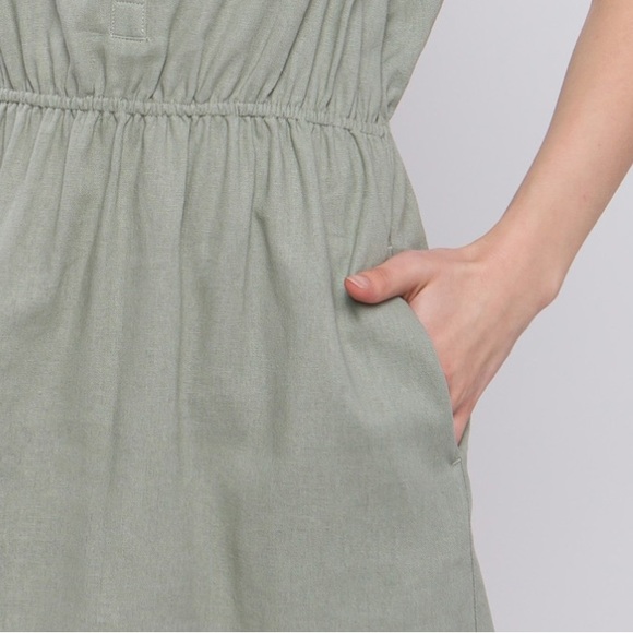 LINEN BLEND SLEEVELESS V NECK DRESS WITH POCKETS - SAGE - Picture 5 of 5